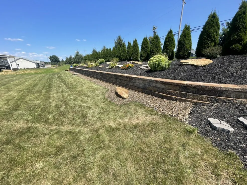 Professional lawn mowing service in Canton, OH - Bradys Landscaping