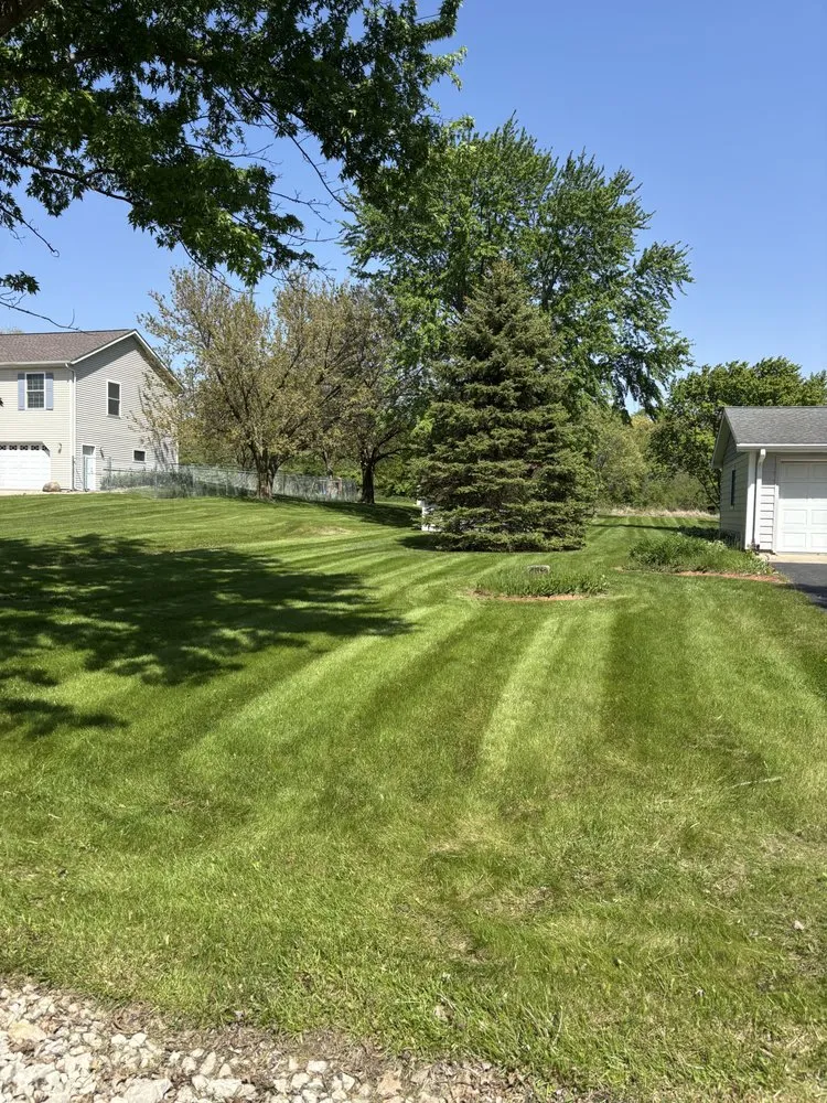 Custom lawn mowing service experts serving Marseilles, IL - Brady’s Lawn Service