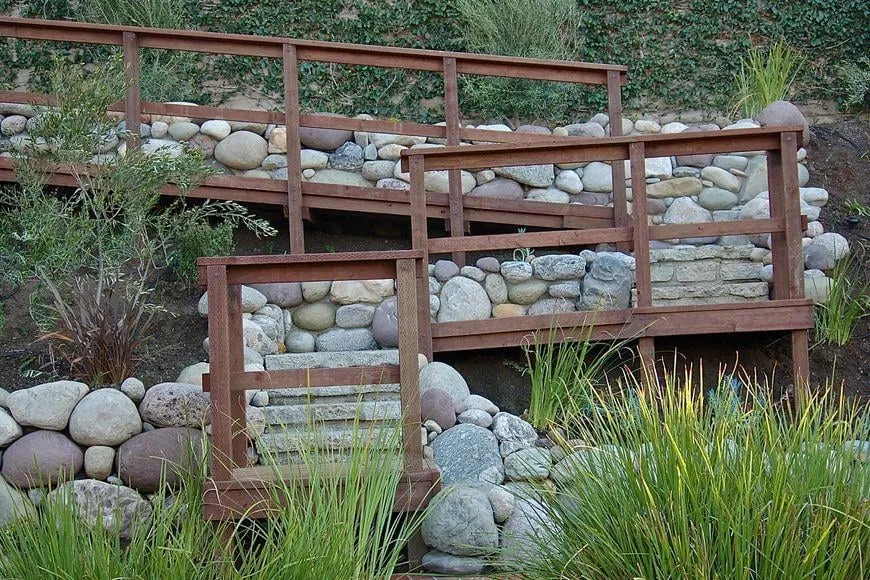 Affordable yard maintenance experts serving Oak Park, CA - Bragar Landscaping