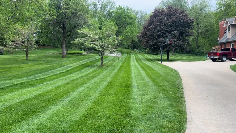 Top-rated yard maintenance near you across Saint Joseph, MO - Braman Lawn Care