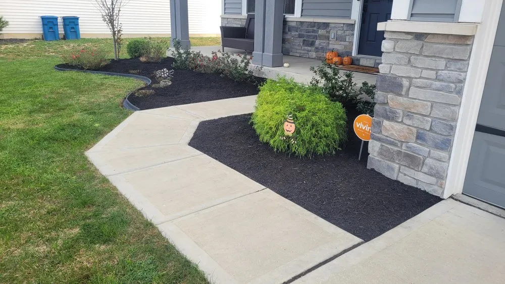 Top-rated lawn care service in Indianapolis, IN - Branch Landscaping