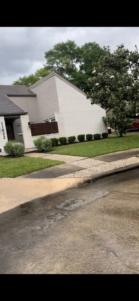 Affordable residential landscaping experts serving Houston, TX - Branchbusters Tree Service