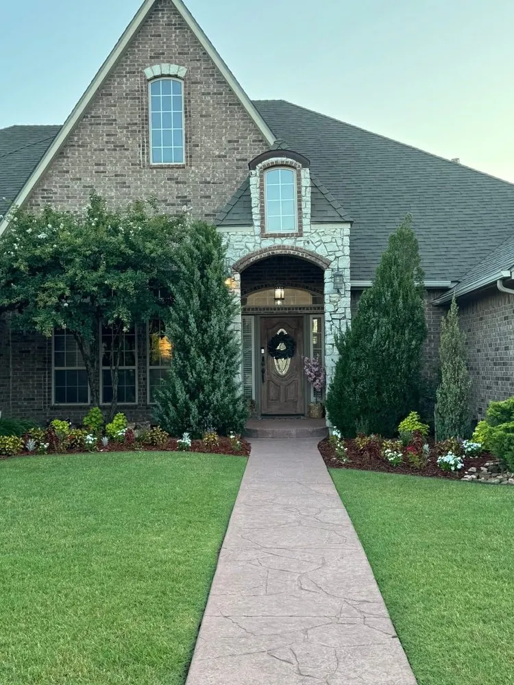 Custom landscape installation experts serving Edmond, OK - Brandon Seasonal Solutions