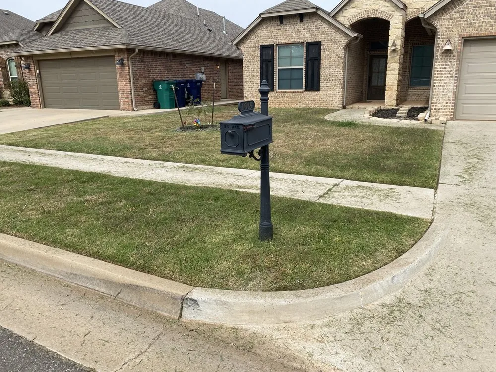 Professional landscape design experts serving Edmond, OK - Brandon Seasonal Solutions