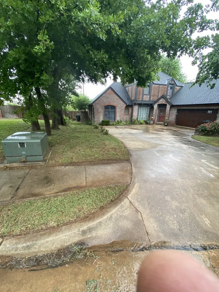 Top-rated landscaping services for year-round maintenance in Edmond, OK by Brandon Seasonal Solutions