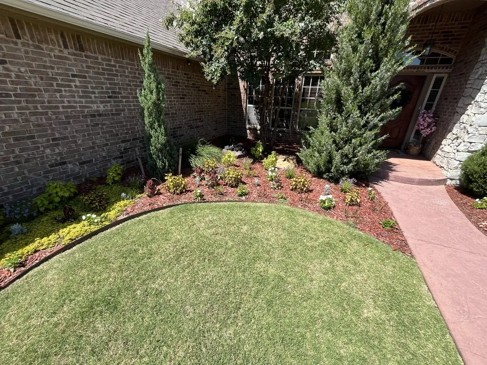 Professional residential landscaping experts serving Edmond, OK - Brandon Seasonal Solutions