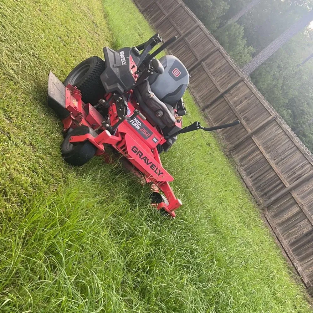 Local yard maintenance for beautiful yards in Ludowici, GA by Brandon Woodard’s Lawncare