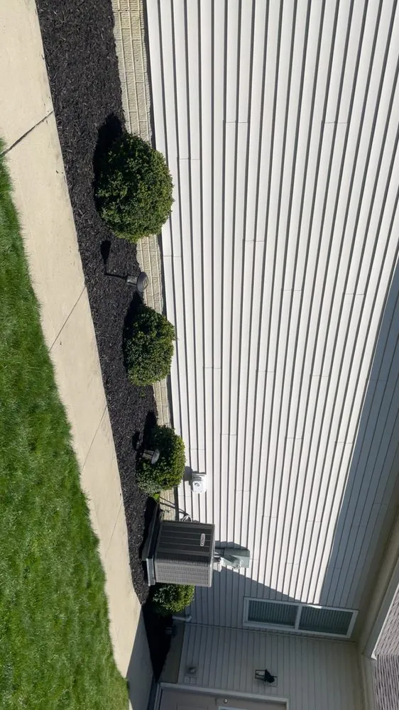 Local lawn care service experts serving Akron, OH - Brandon’s Landscaping