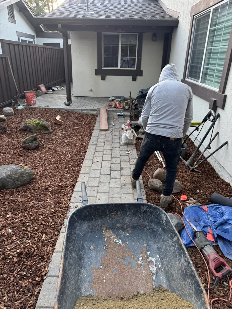 Custom outdoor landscaping experts serving San Jose, CA - Brandons Landscaping and Construction