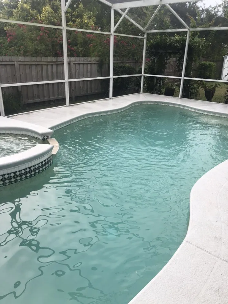 Custom lawn care service in Oviedo, FL by Brandons Lawn Care