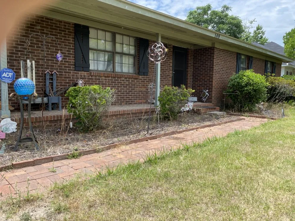 Affordable residential landscaping near you in Pooler, GA by Brandon’s Lawn Care