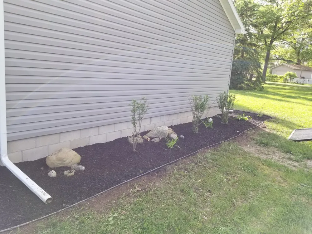 Local outdoor landscaping for beautiful yards in Waterford Township, MI by Brandon's Outdoor Services