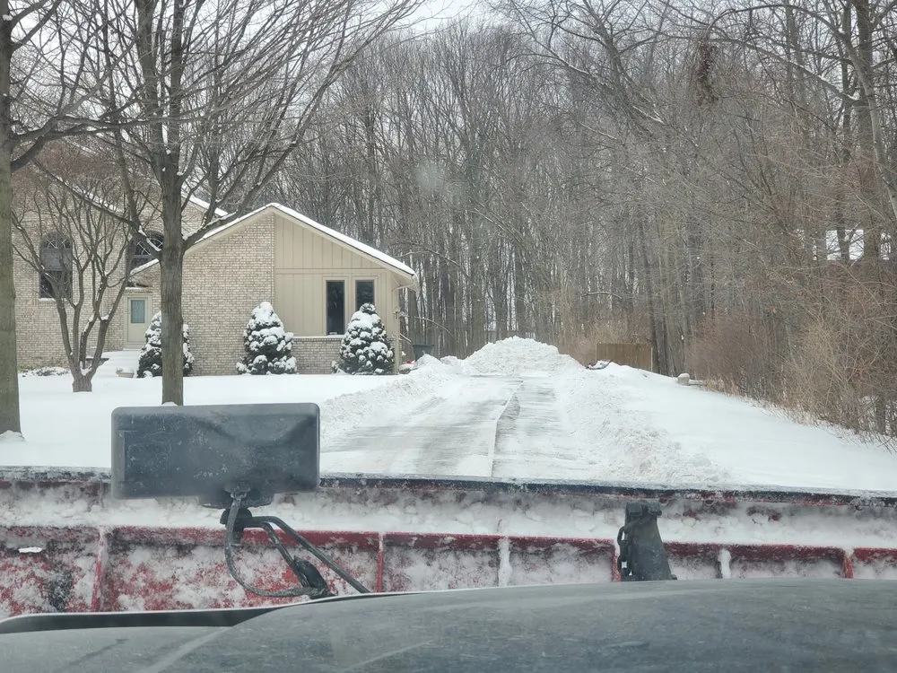 Local yard cleanup service near you in Waterford Township, MI by Brandon's Outdoor Services