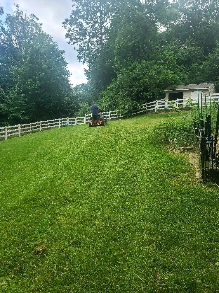 Top-rated lawn care service for beautiful yards across Centre Hall, PA - Brandons Services