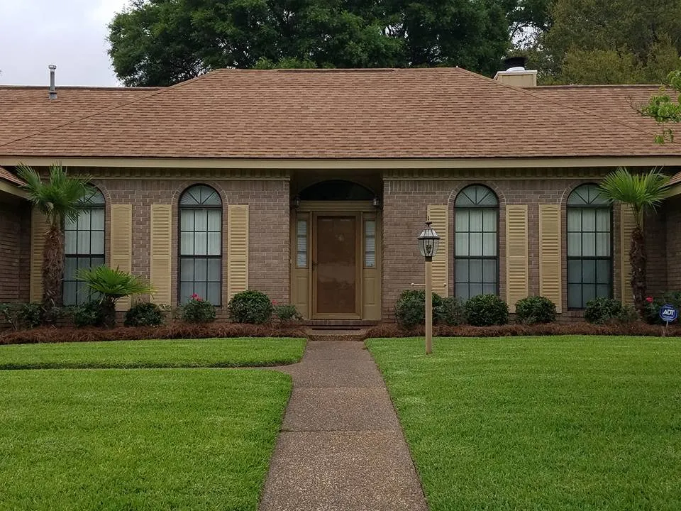 Professional landscaping services experts serving Panama City, FL - Brandows Lawn & Landscape