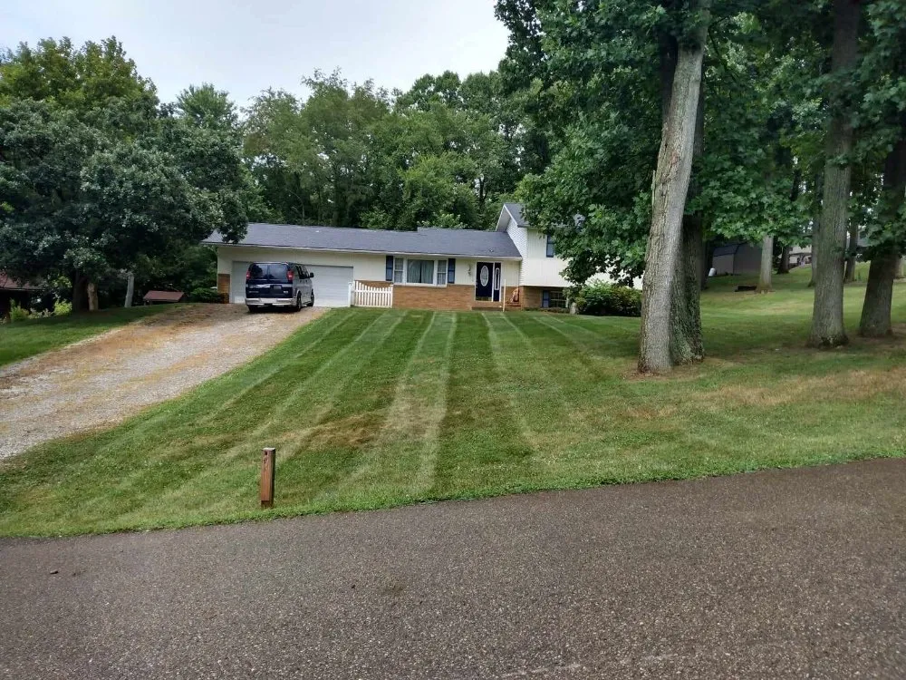 Affordable garden landscaping in Zanesville, OH by Branton Landscaping