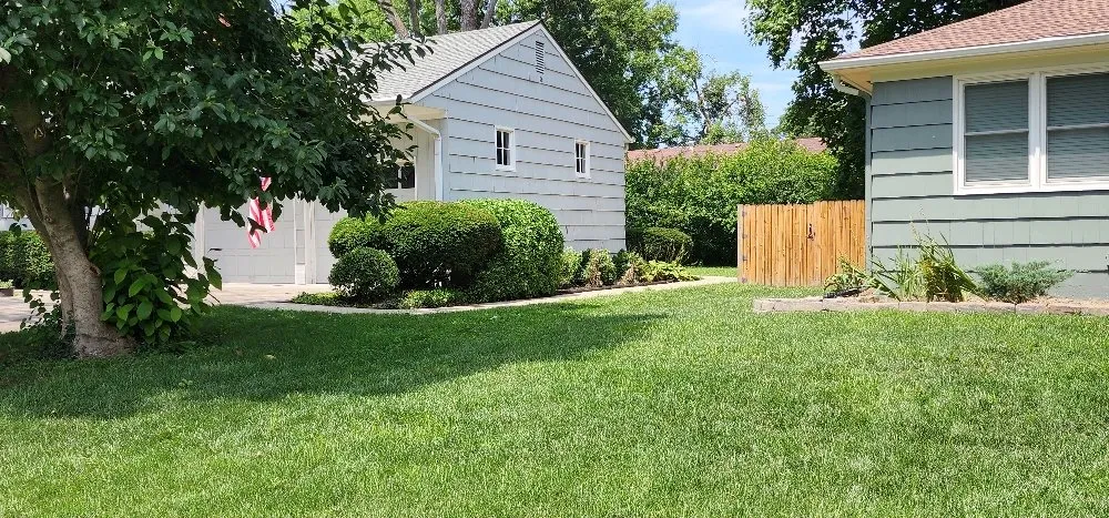 Custom outdoor landscaping in Iola, KS by Brasher & Son Landscape & Gardening