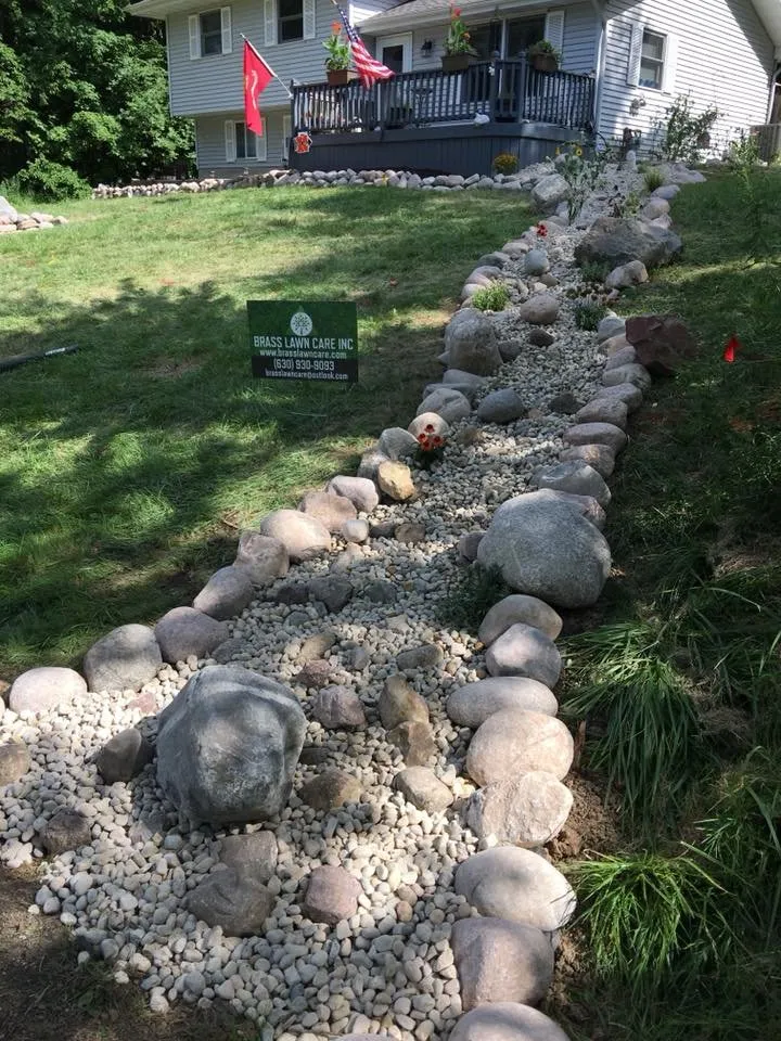 Affordable yard cleanup service for residential properties in Glendale Heights, IL by Brass Lawn Care & Landscaping