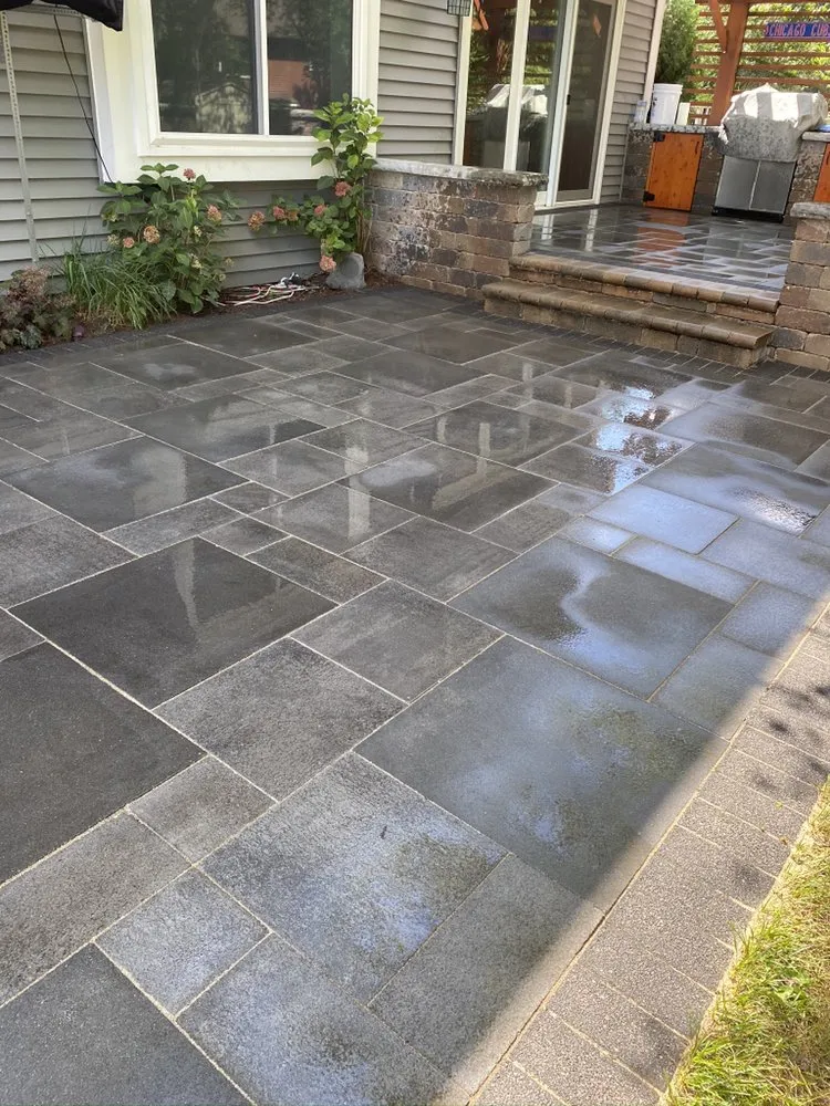 Custom lawn care service experts serving Glendale Heights, IL - Brass Lawn Care & Landscaping