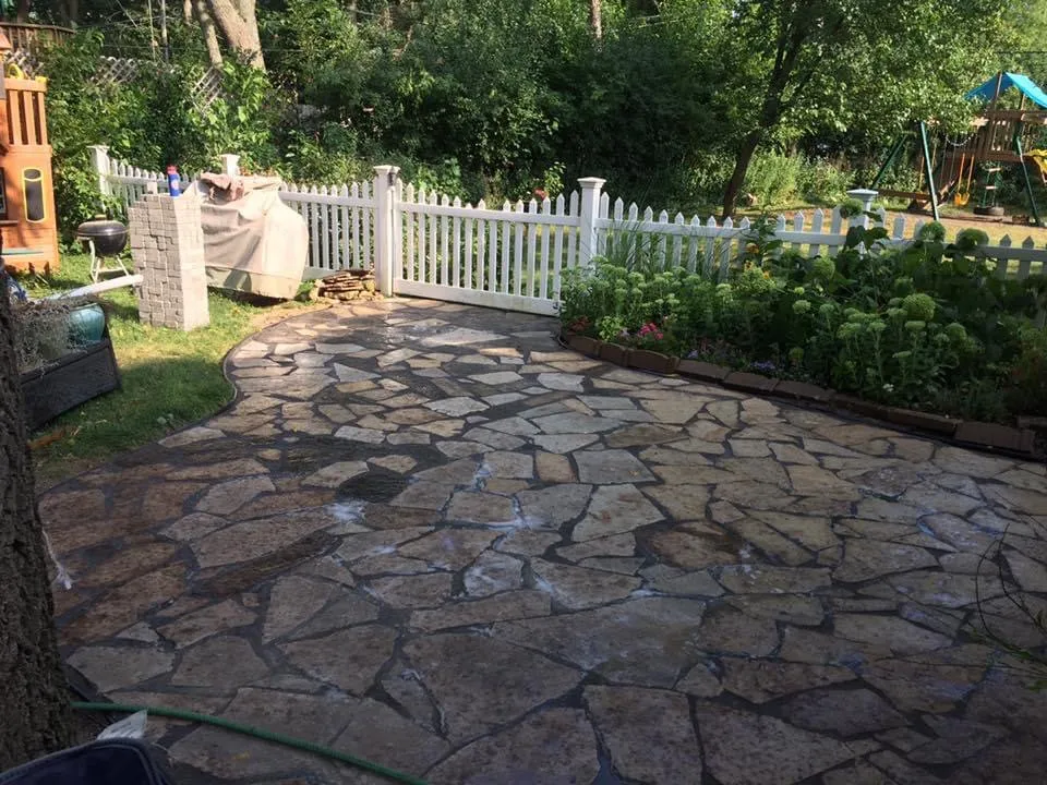 Professional outdoor landscaping in Glendale Heights, IL - Brass Lawn Care & Landscaping