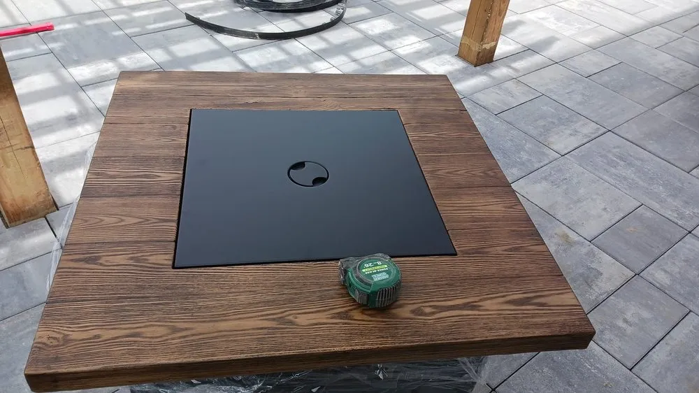 Local yard cleanup service for year-round maintenance in Elgin, IL by Braulio Landscaping