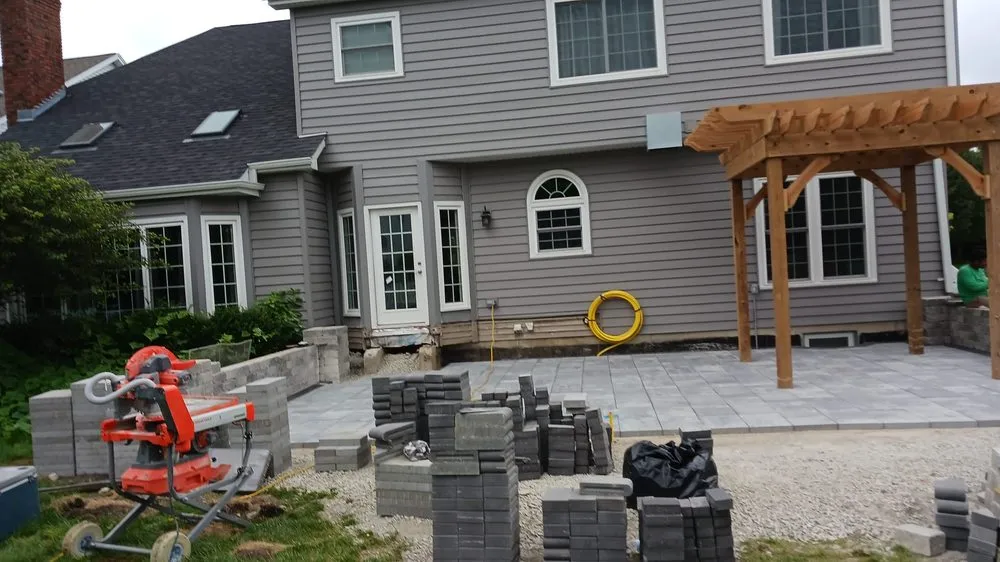 Top-rated landscape design experts serving Elgin, IL - Braulio Landscaping