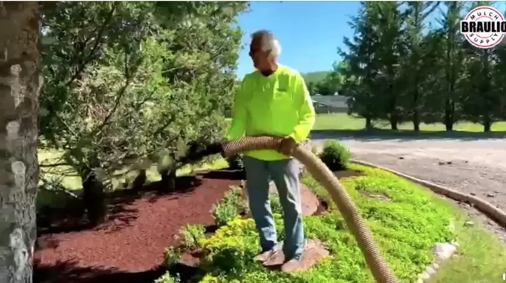 Trusted residential landscaping for outdoor upgrades across Mundelein, IL - Braulio Mulch Supply