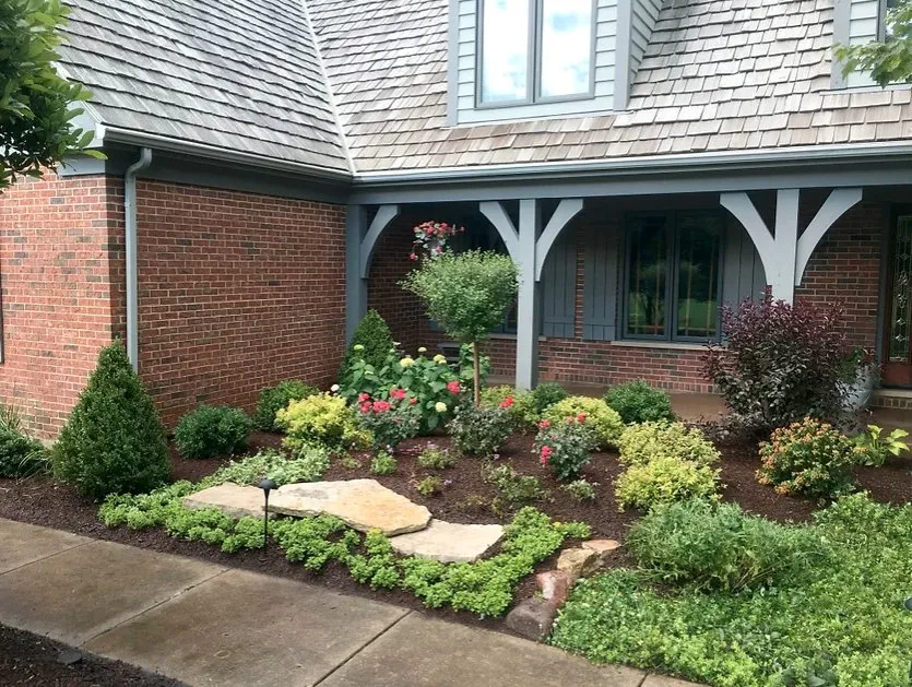 Reliable outdoor landscaping in Mundelein, IL by Braulio Mulch Supply
