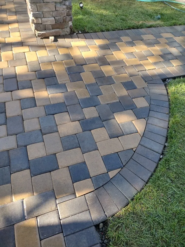 Trusted lawn mowing service experts serving Menifee, CA - Bravo Landscape