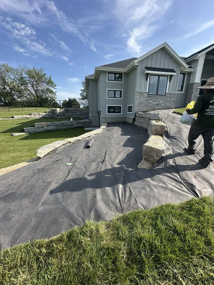 Custom yard maintenance in Omaha, NE by Bravo Landscaping
