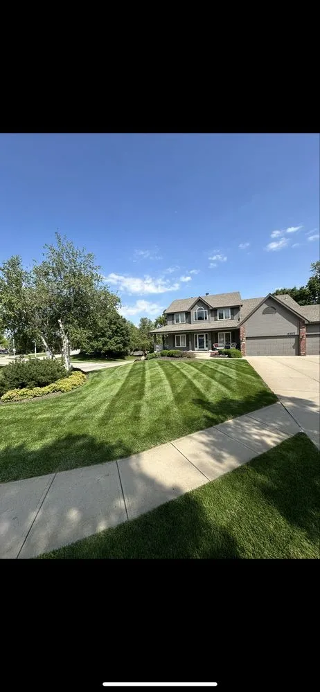 Affordable landscape design with custom design in Omaha, NE by Bravo Landscaping