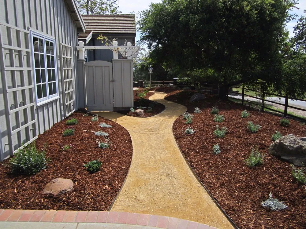 Expert garden landscaping in Santa Maria, CA by Bravo's Landscape and Maintnance