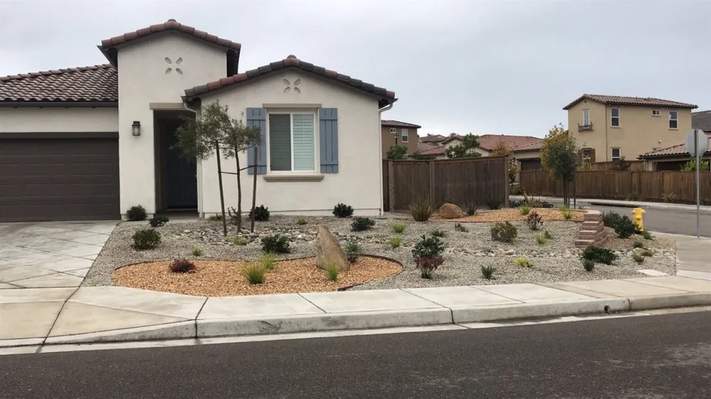 Local residential landscaping in Santa Maria, CA - Bravo's Landscape and Maintnance