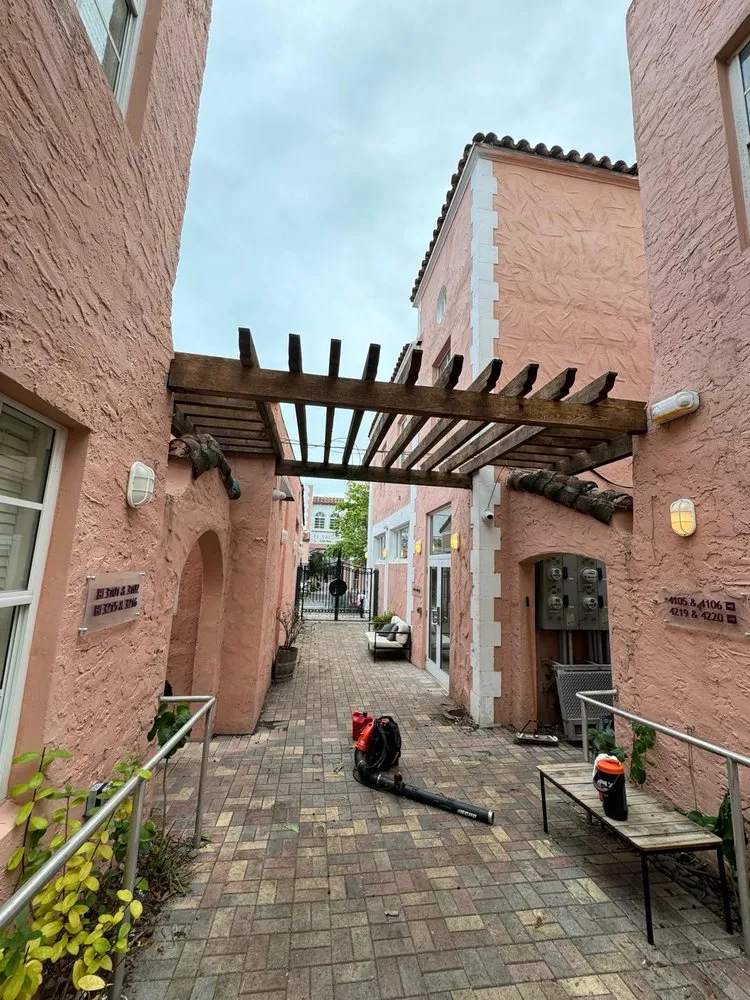 Local landscaping services experts serving Miami, FL - Bravo’s Landscaping and Irrigation