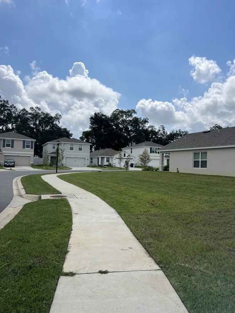 Expert landscaping services for beautiful yards across Dade City, FL - Braxton’s Lawn Care