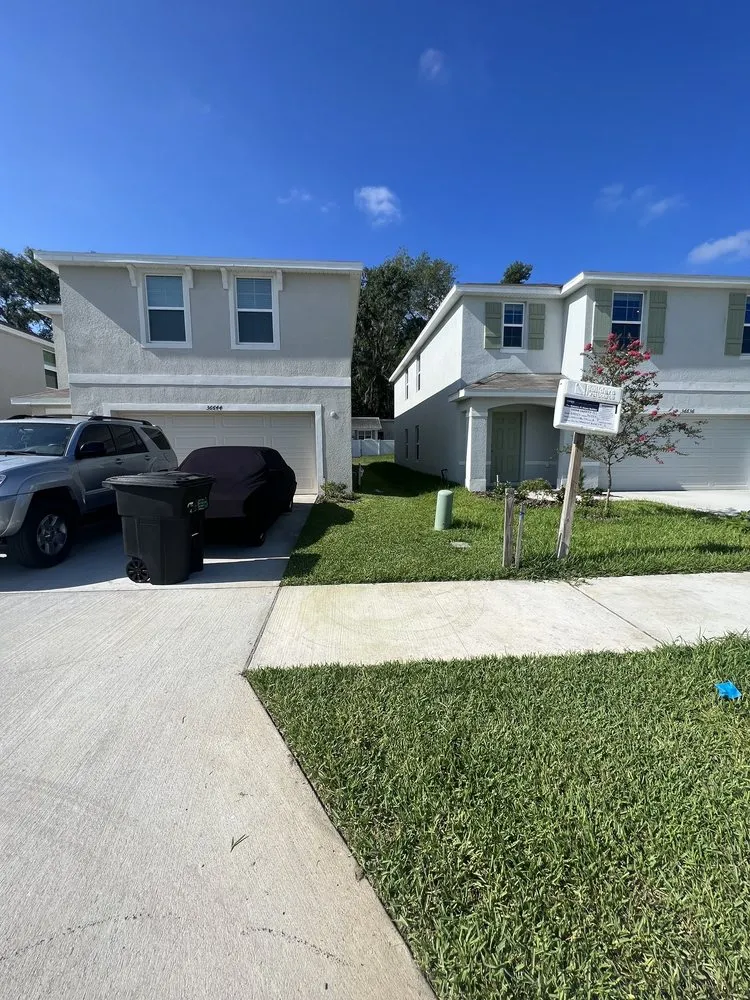 Affordable lawn mowing service in Dade City, FL by Braxton’s Lawn Care