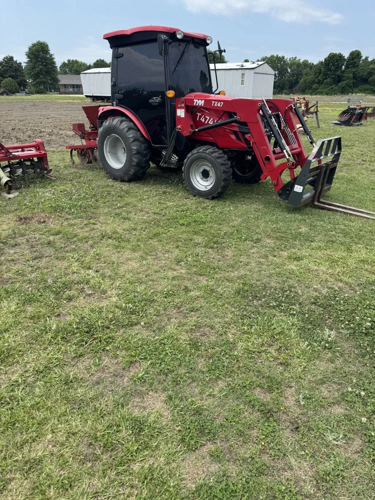 Trusted outdoor landscaping for outdoor upgrades in Pembroke, NC by Brayboy’s Landscaping, Grading and Hauling