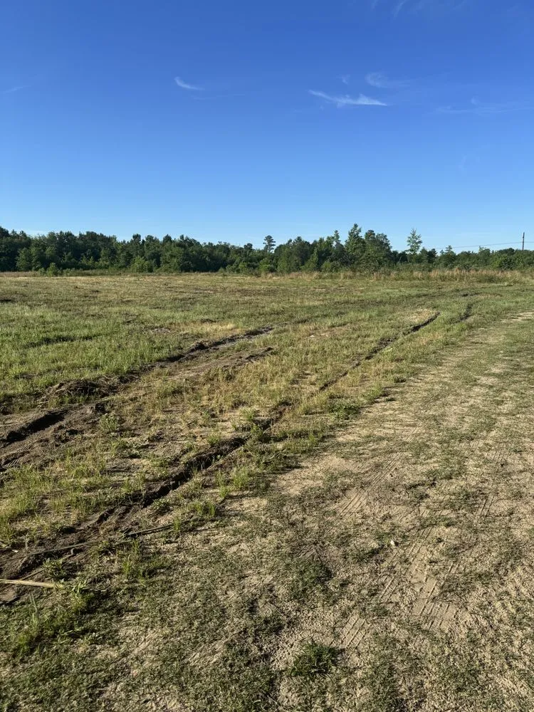 Expert lawn care service in Pembroke, NC - Brayboy’s Landscaping, Grading and Hauling