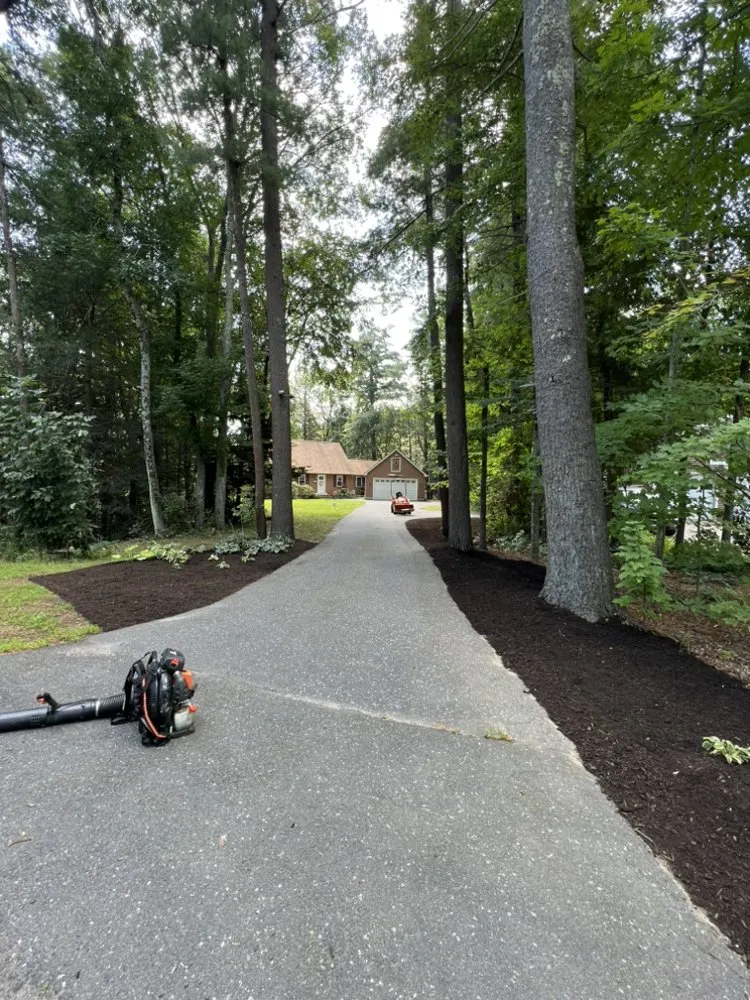 Local landscape installation experts serving Easthampton, MA - Brayden's Landscaping