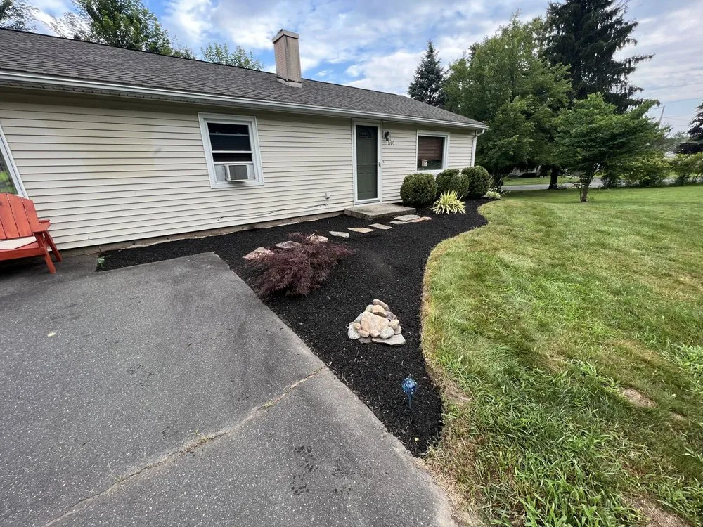 Expert yard maintenance in Easthampton, MA - Brayden's Landscaping