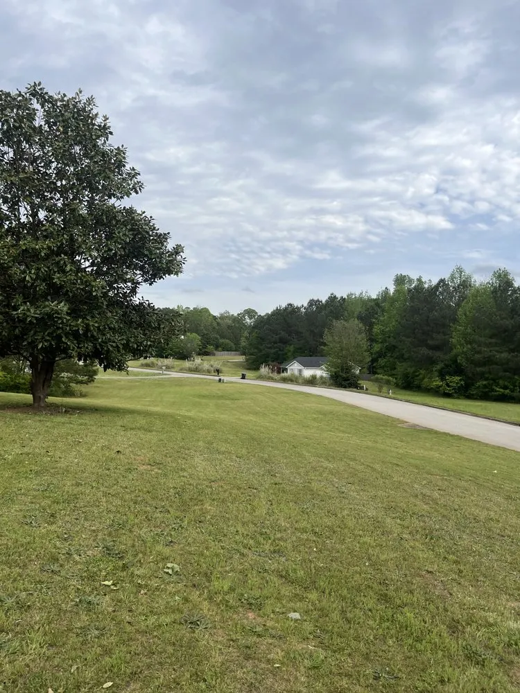 Local landscaping services in Locust Grove, GA - Braytens Lawn Care