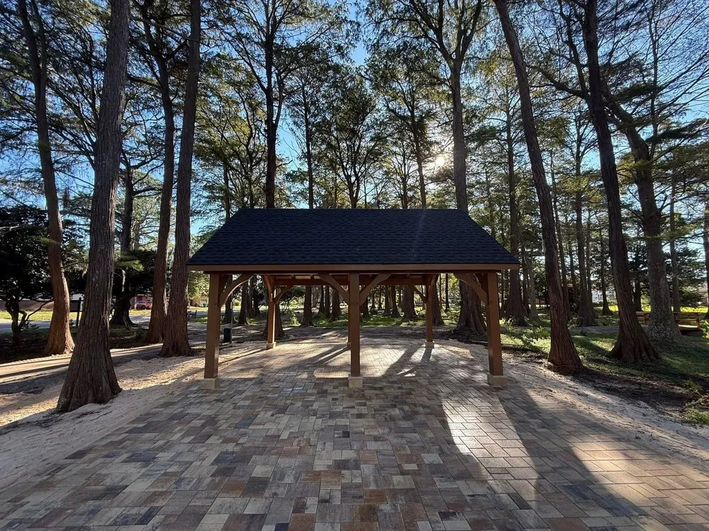 Professional outdoor landscaping for beautiful yards in Fort Walton Beach, FL by Brazilian Brickpavers