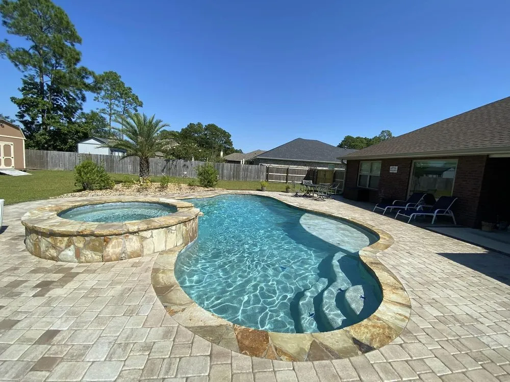 Expert garden landscaping experts serving Fort Walton Beach, FL - Brazilian Brickpavers