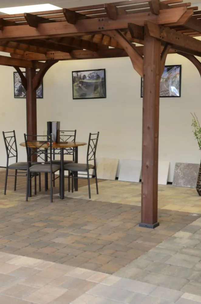 Trusted yard cleanup service for year-round maintenance across Fort Walton Beach, FL - Brazilian Brickpavers