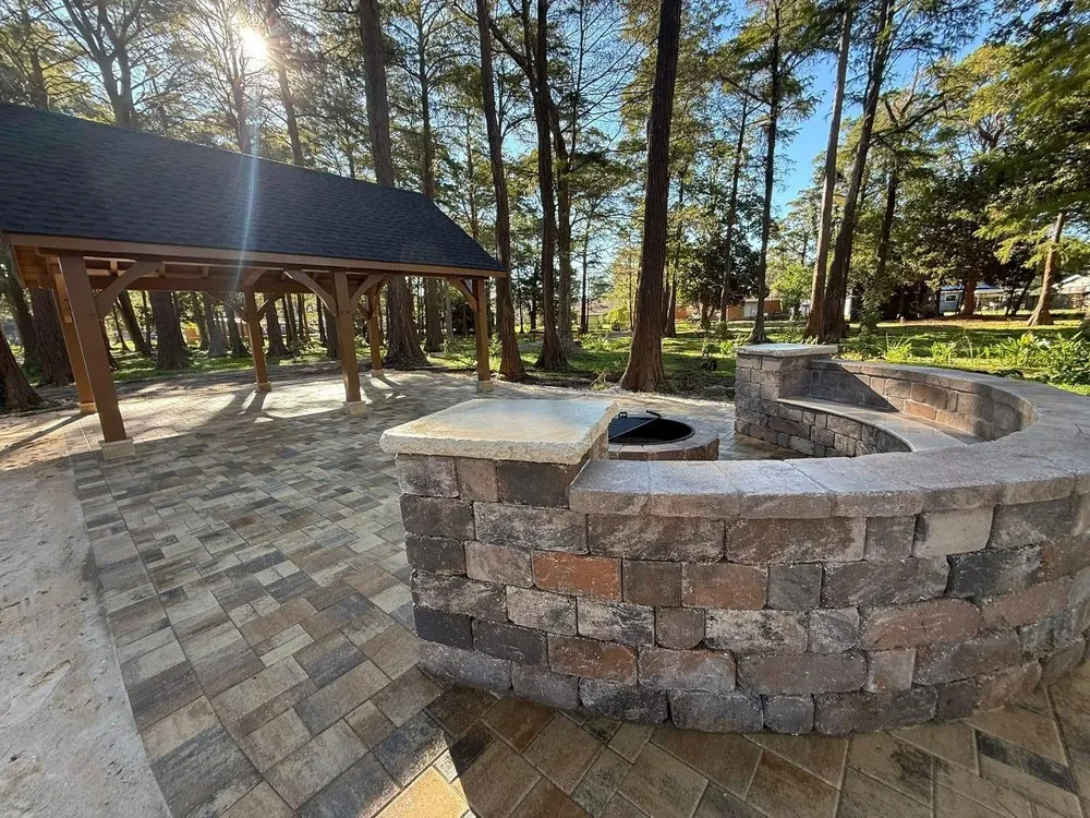 Top-rated lawn care service experts serving Fort Walton Beach, FL - Brazilian Brickpavers