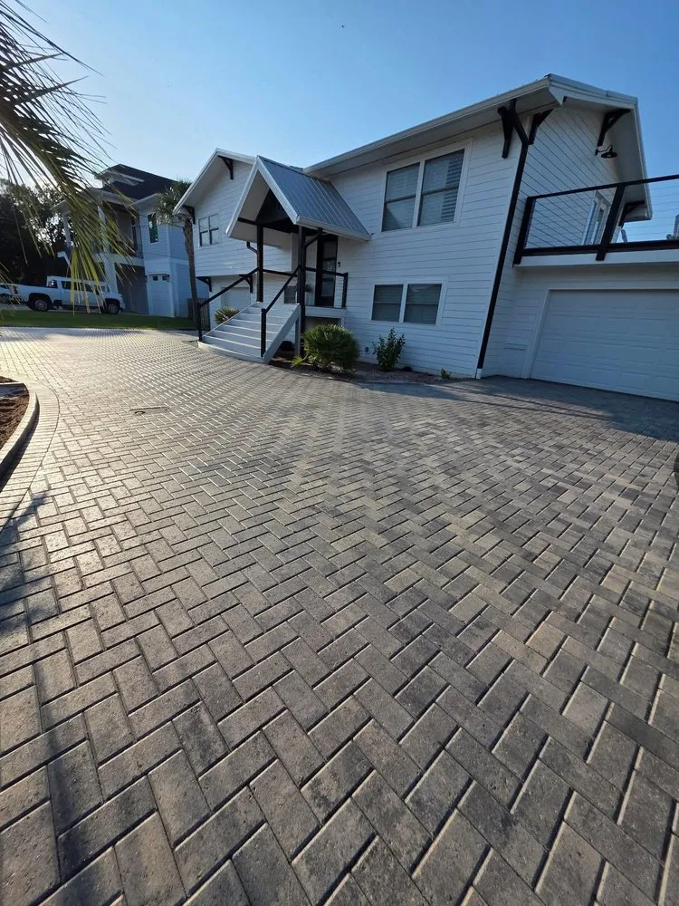 Custom residential landscaping in Fort Walton Beach, FL - Brazilian Brickpavers