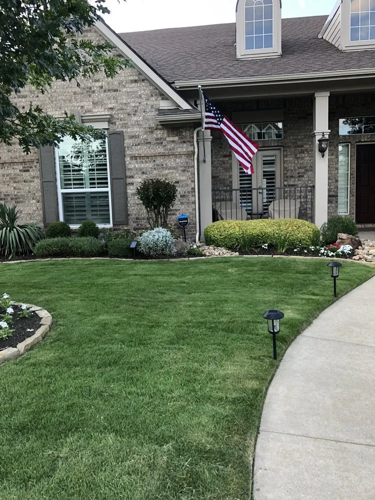 Trusted landscaping services experts serving Lewisville, TX - Breakaway Landscape