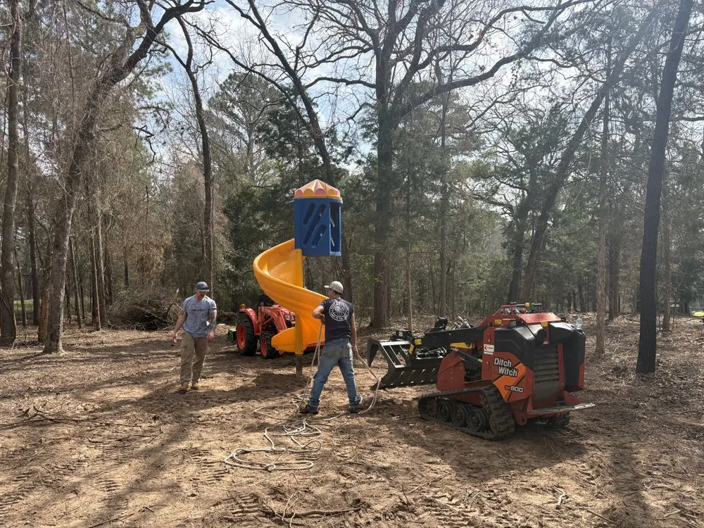 Reliable landscape installation for beautiful yards across Chandler, TX - Breaking ground outdoor services