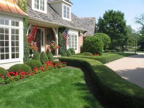Top-rated garden landscaping in Wayne, IL - Breen Landscaping