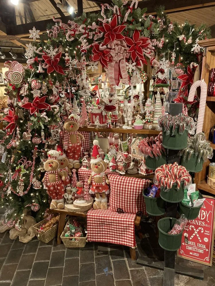 Professional landscaping services in Chagrin Falls, OH by Breezewood Gardens & Gifts